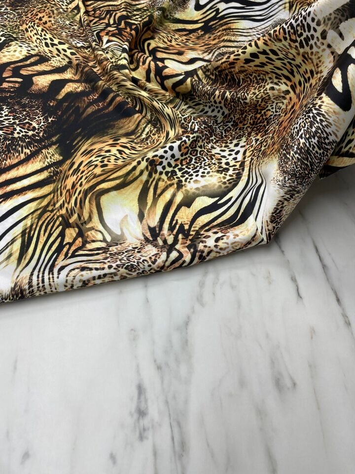 Kaplan Desen Elbiselik Gömleklik Tivil Saten Kumaş