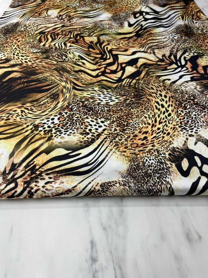 Kaplan Desen Elbiselik Gömleklik Tivil Saten Kumaş