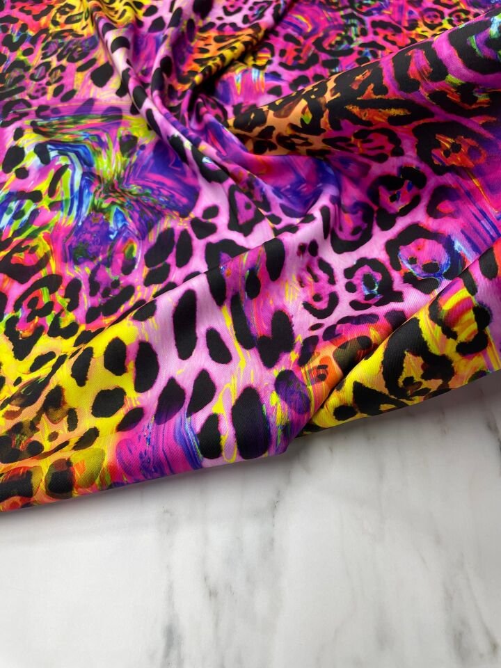 Renkli Leopar Desen Elbiselik Gömleklik Tivil Saten Kumaş