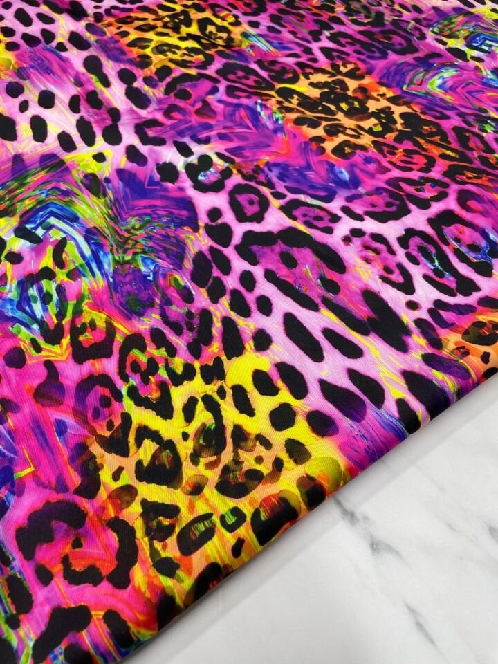 Renkli Leopar Desen Elbiselik Gömleklik Tivil Saten Kumaş