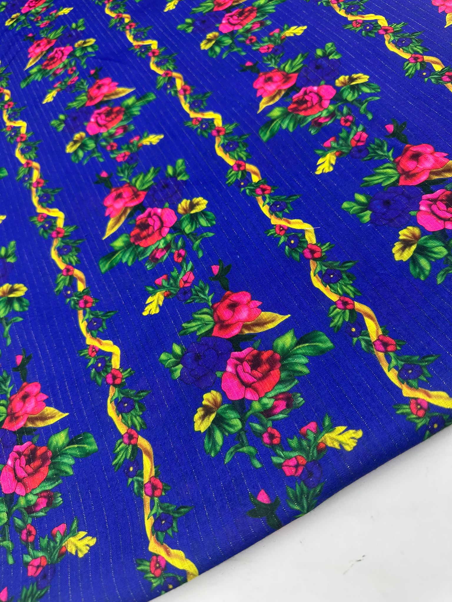 Otantik Desen Altın Simli Dokuma Poliviskon Keten