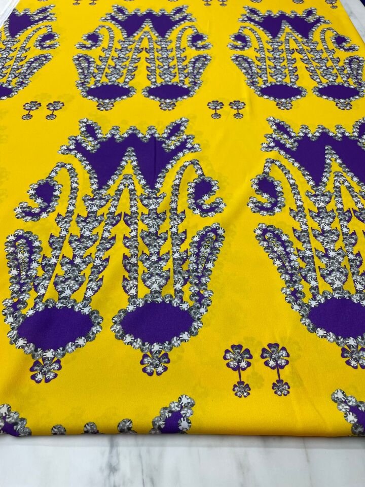 Sarı İkatlı Desen Elbiselik Gömleklik Tivil Saten Kumaş