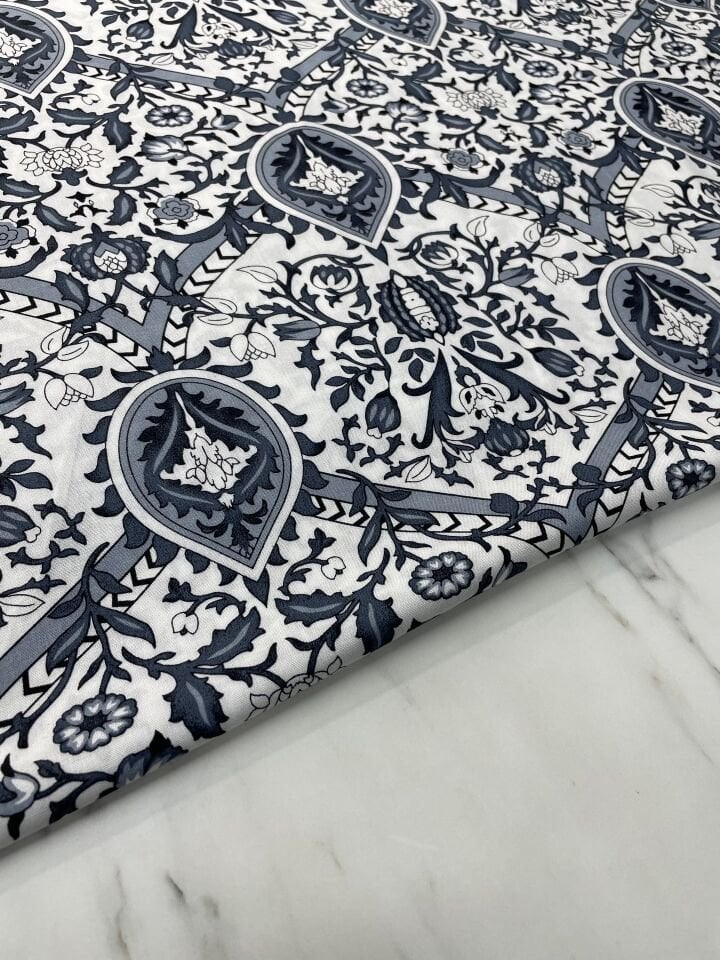 İkat Desen Yüzde Yüz Pamuklu Elbiselik Viskon