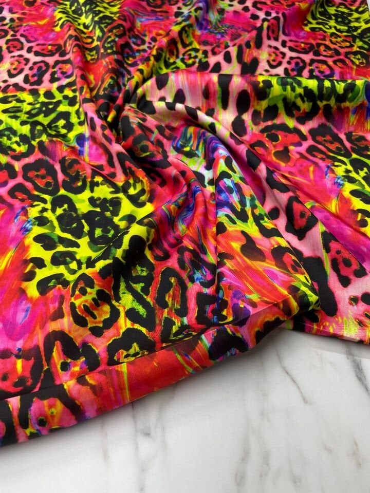 Renkli Desen Elbiselik Gömleklik Tivil Saten Kumaş