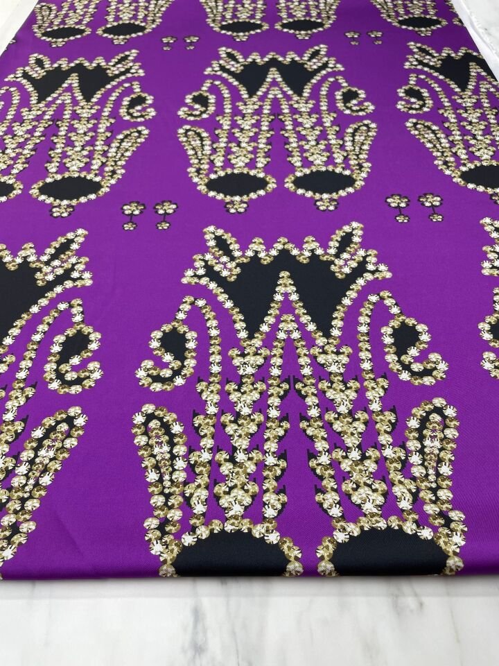 Mor İkatlı Desen Elbiselik Gömleklik Tivil Saten Kumaş