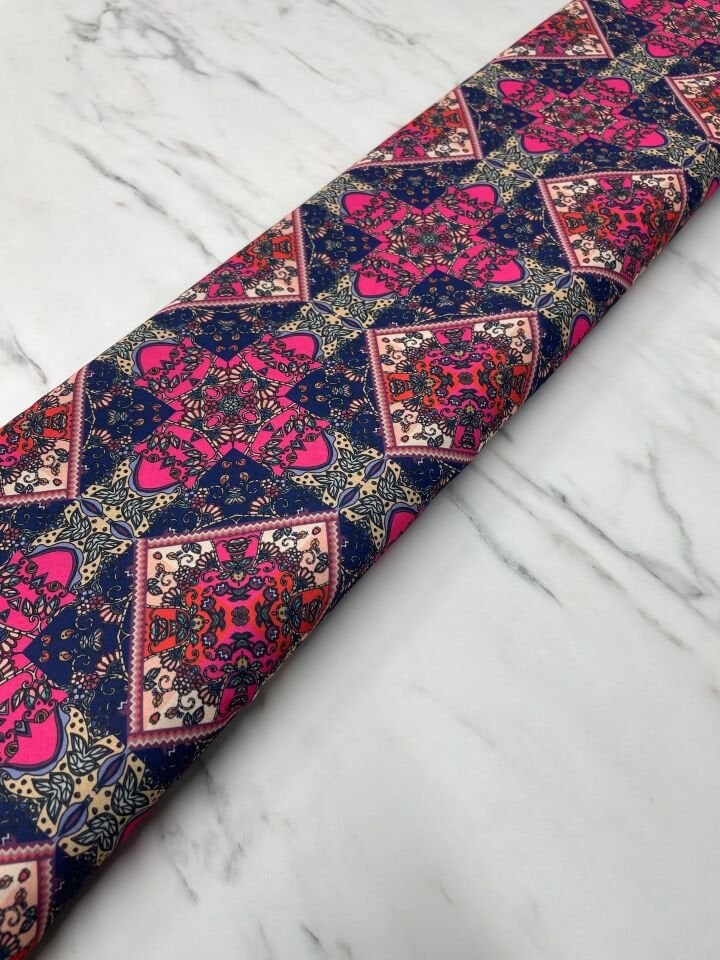 Özbek Desen Elbiselik Gömleklik Krep Kumaş