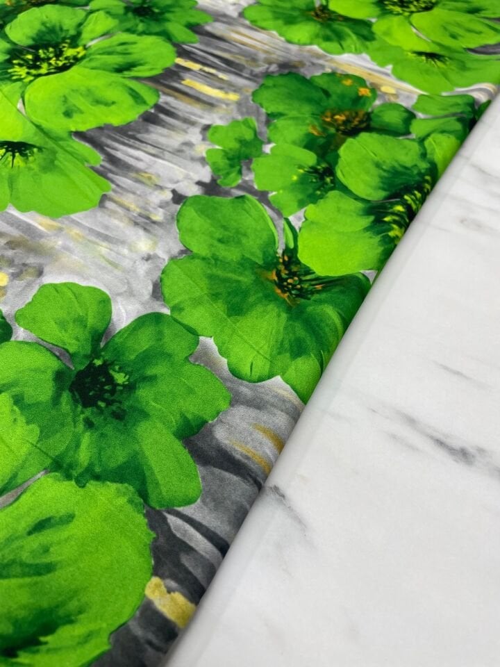 Yeşil Geranium Desen Elbiselik Gömleklik Krep Kumaş