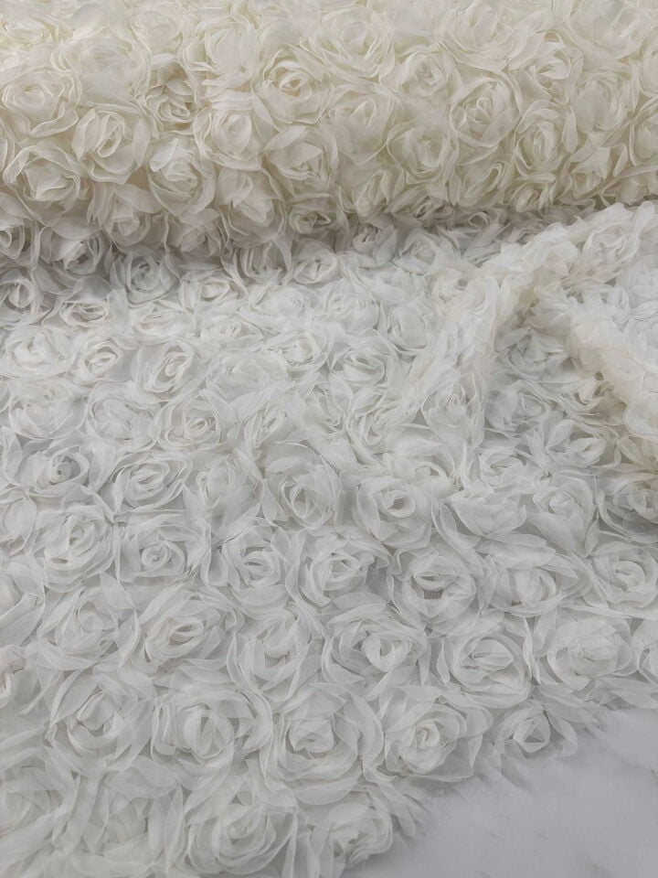 Krem Renk 3 Boyutlu Kumaş Elbise Etek Ceket