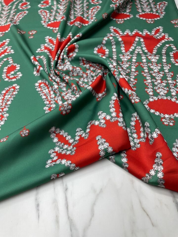 Yeşil İkat Desen Elbiselik Gömleklik Tivil Saten Kumaş