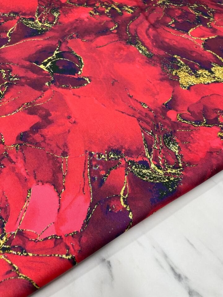 Kırmızı Mermer Desen Elbiselik Gömleklik Tivil Saten Kumaş