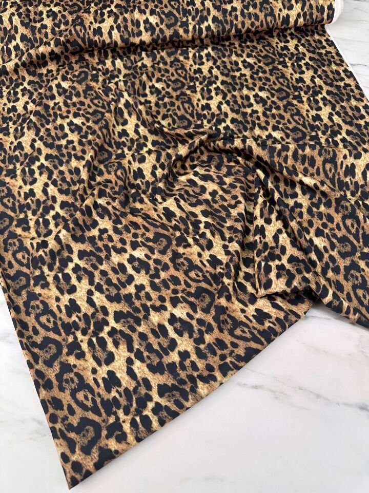 Leopar Desen Krep Kumaş Elbise Gömlek Etek Abaya Şalvar Olarak Kullanabilirsiniz