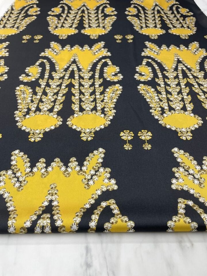 Siyah İkat Desen Elbiselik Gömleklik Tivil Saten Kumaş