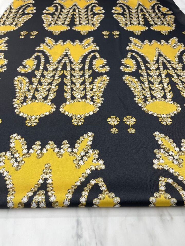 Siyah İkat Desen Elbiselik Gömleklik Tivil Saten Kumaş