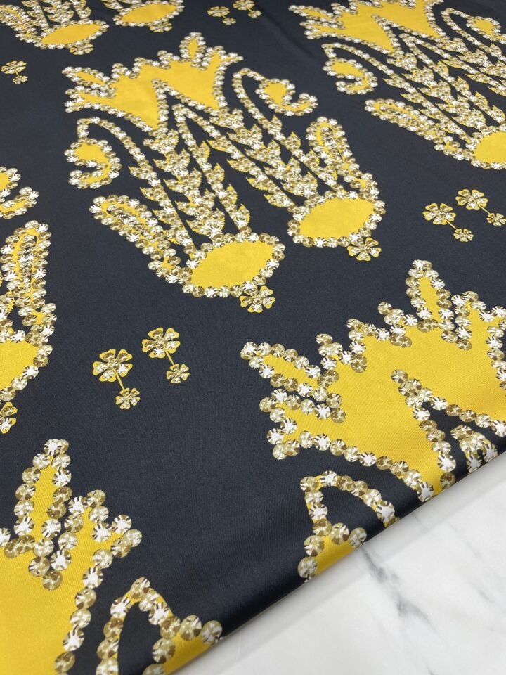 Siyah İkat Desen Elbiselik Gömleklik Tivil Saten Kumaş