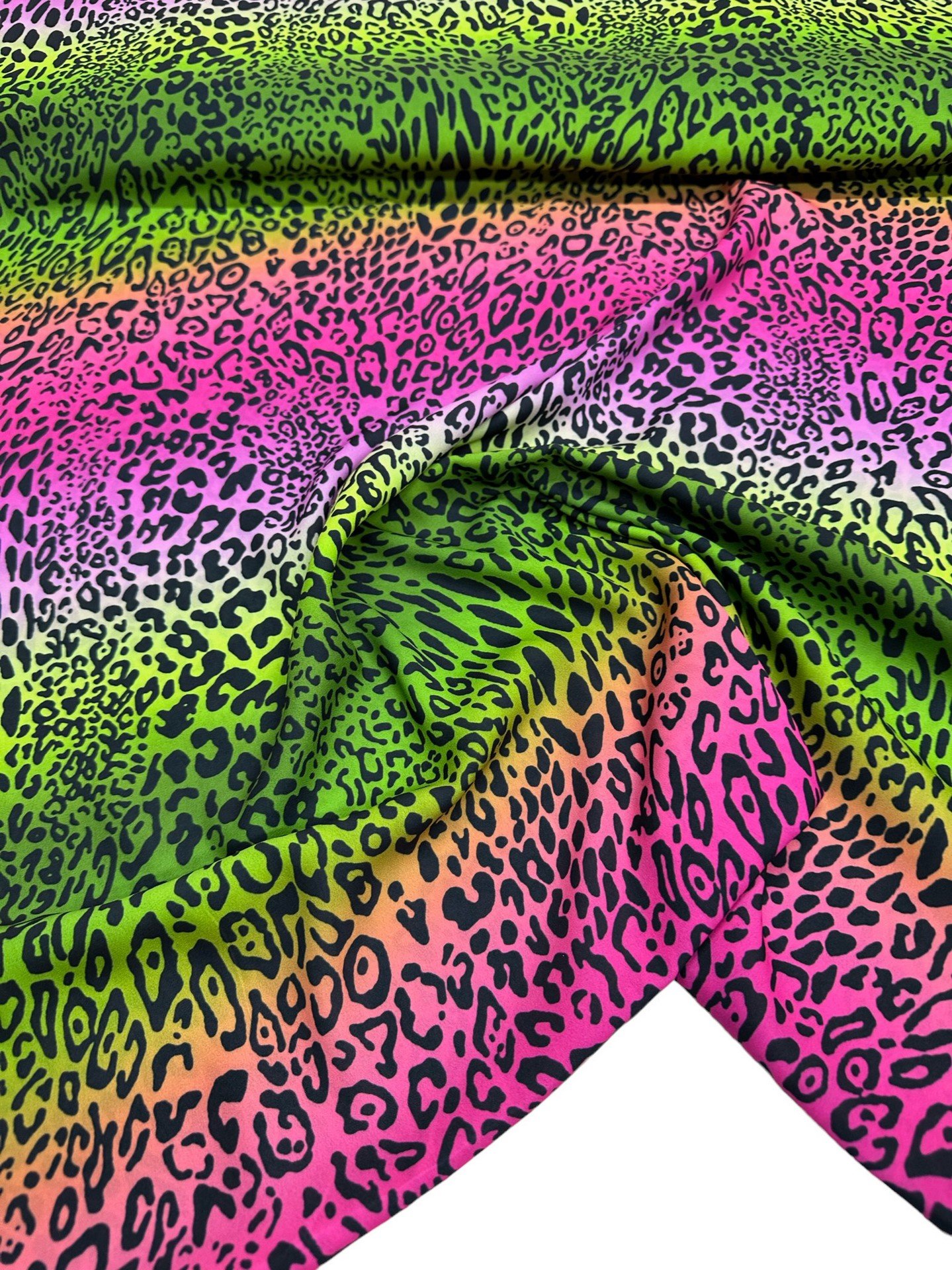 Renkli Leopar Desen Elbiselik Gömleklik Krep Kumaş