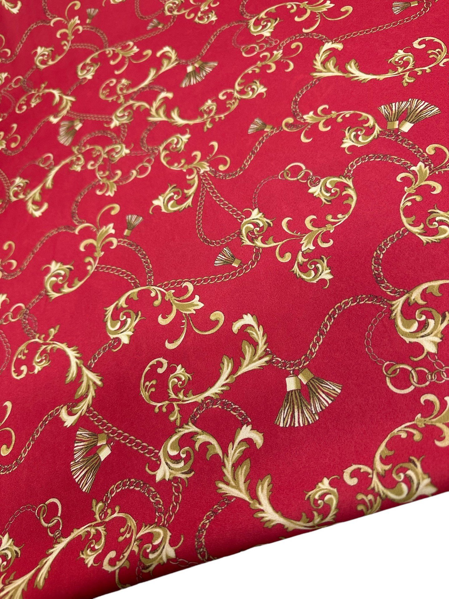 Kırmızı Zincir Desen Elbiselik Gömleklik Krep Kumaş