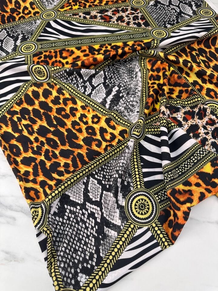 Lıyon Desen Krep Kumaş Elbise Gömlek Etek şalvar Olarak Kullanabilirsiniz