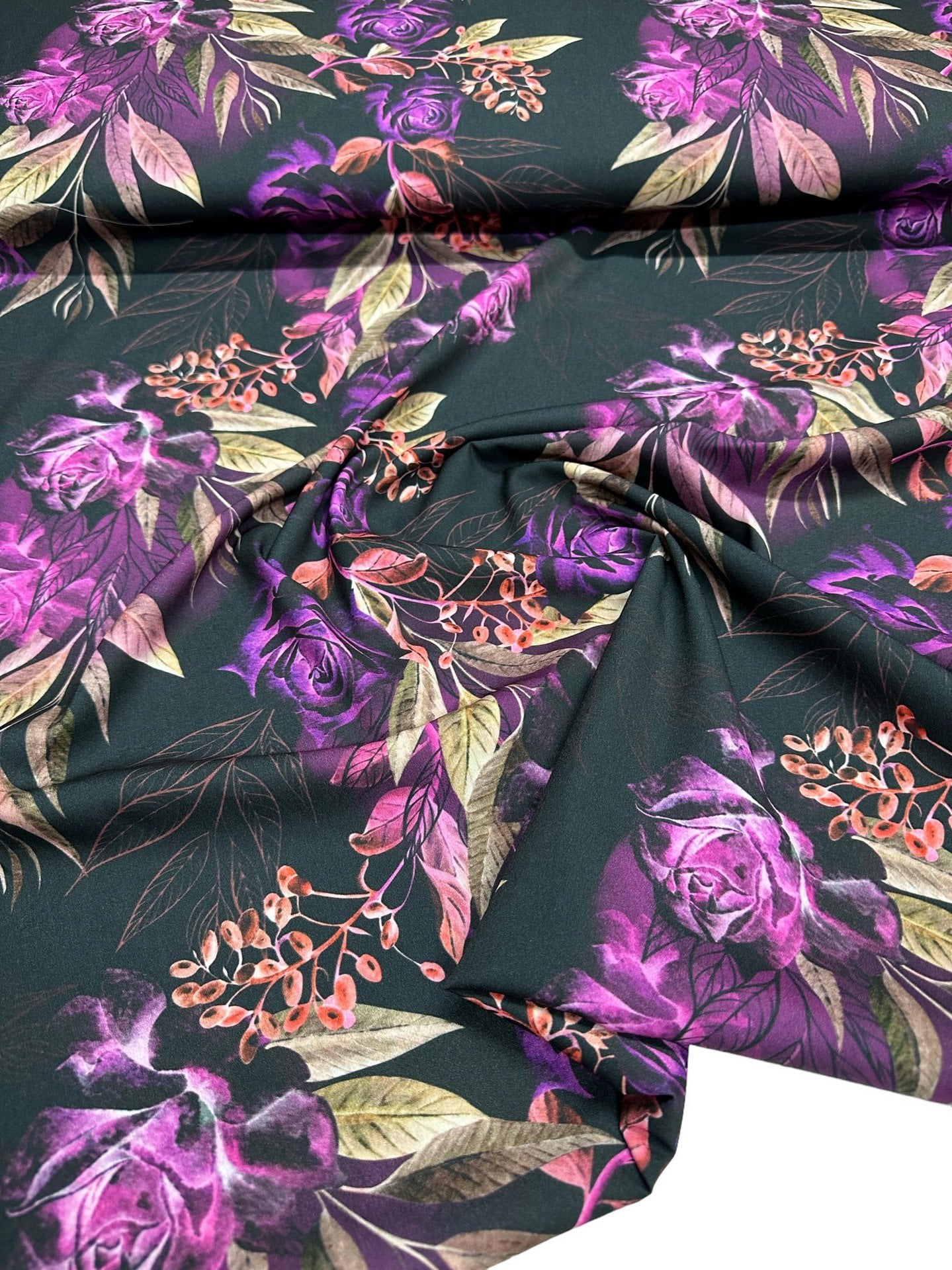 Mor Gül Desen Elbiselik Gömleklik Krep Kumaş