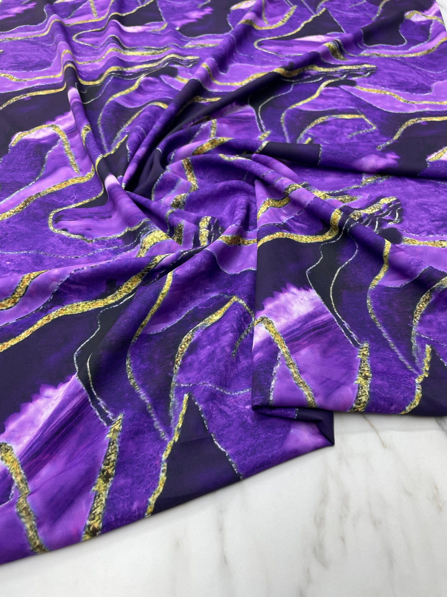 Mor Mermer Desen Elbiselik Gömleklik Tivil Saten Kumaş