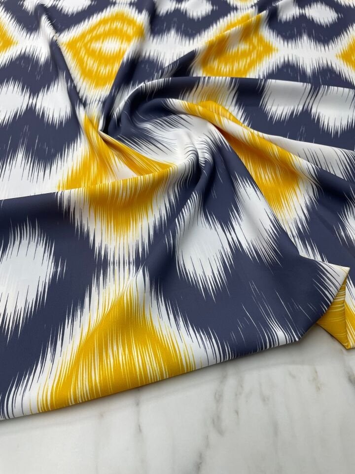 İkat Desen Elbiselik Gömleklik Tivil Saten Kumaş