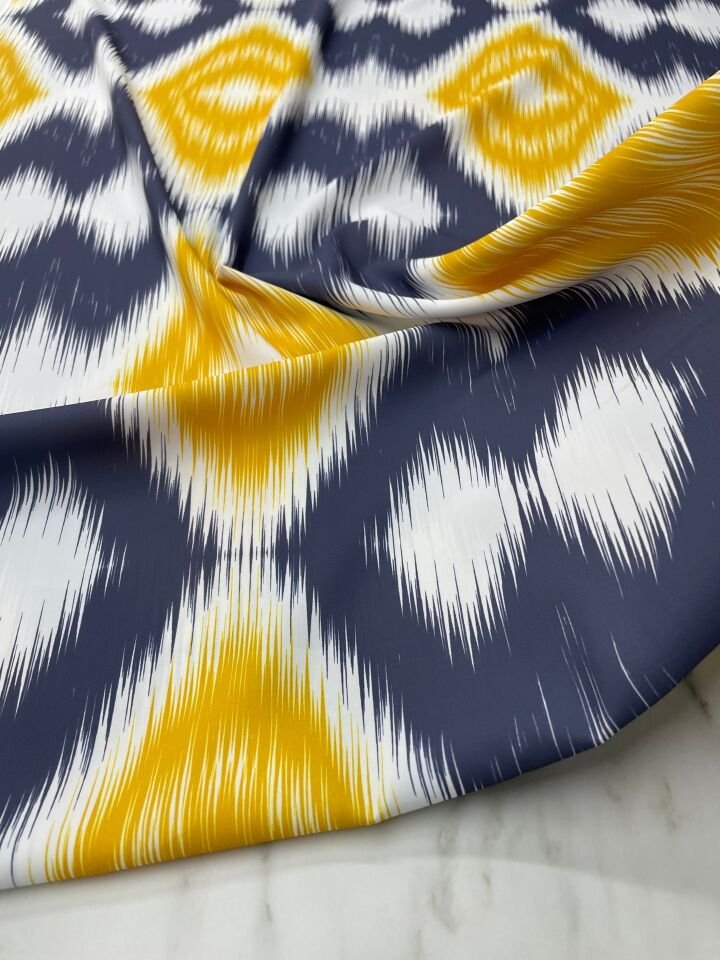 İkat Desen Elbiselik Gömleklik Tivil Saten Kumaş