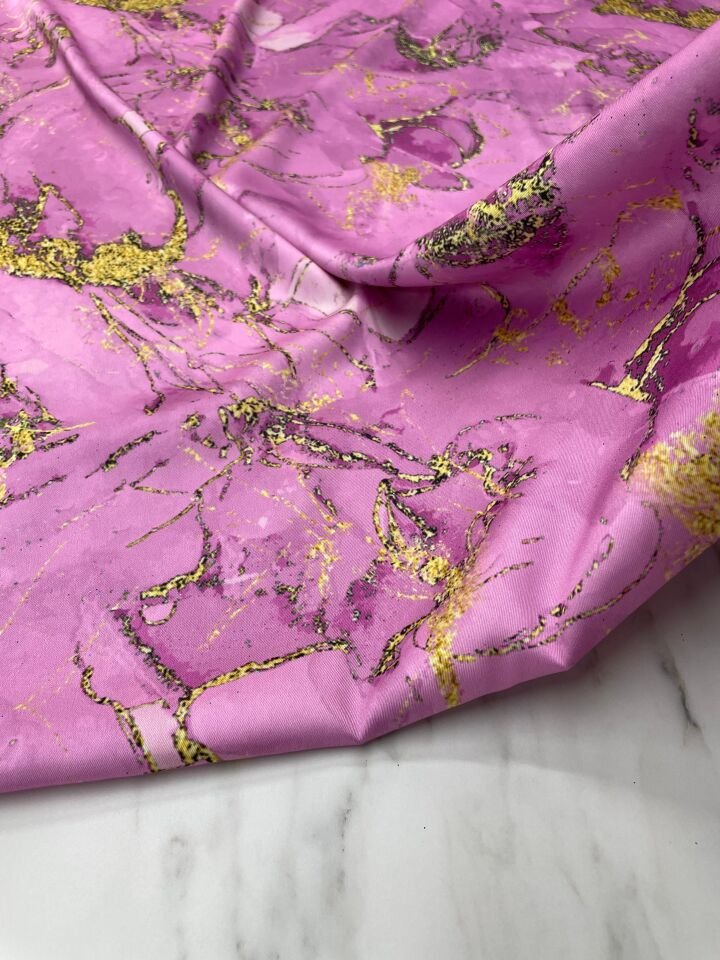Pembe Mermer Desen Elbiselik Gömleklik Tivil Saten Kumaş