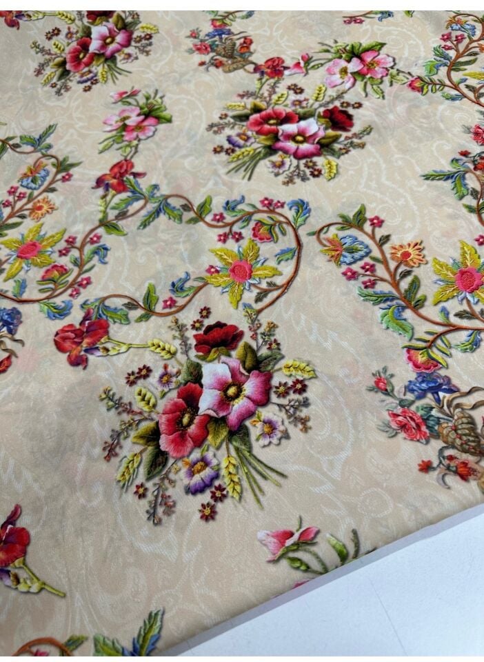 Çiçek Desen Elbiselik Gömleklik Krep Kumaş