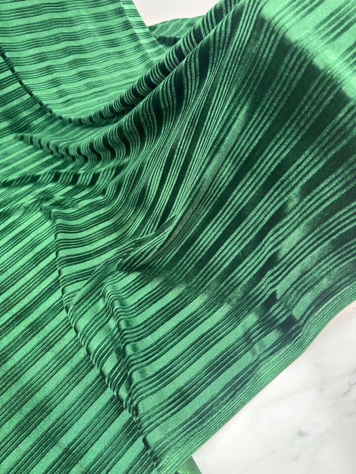 Yeşil Yakma İpek Kadife Elbise Etek Şalvar Pantolon