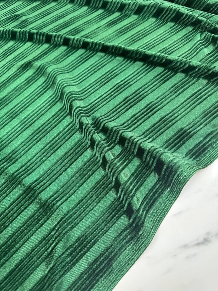 Yeşil Yakma İpek Kadife Elbise Etek Şalvar Pantolon