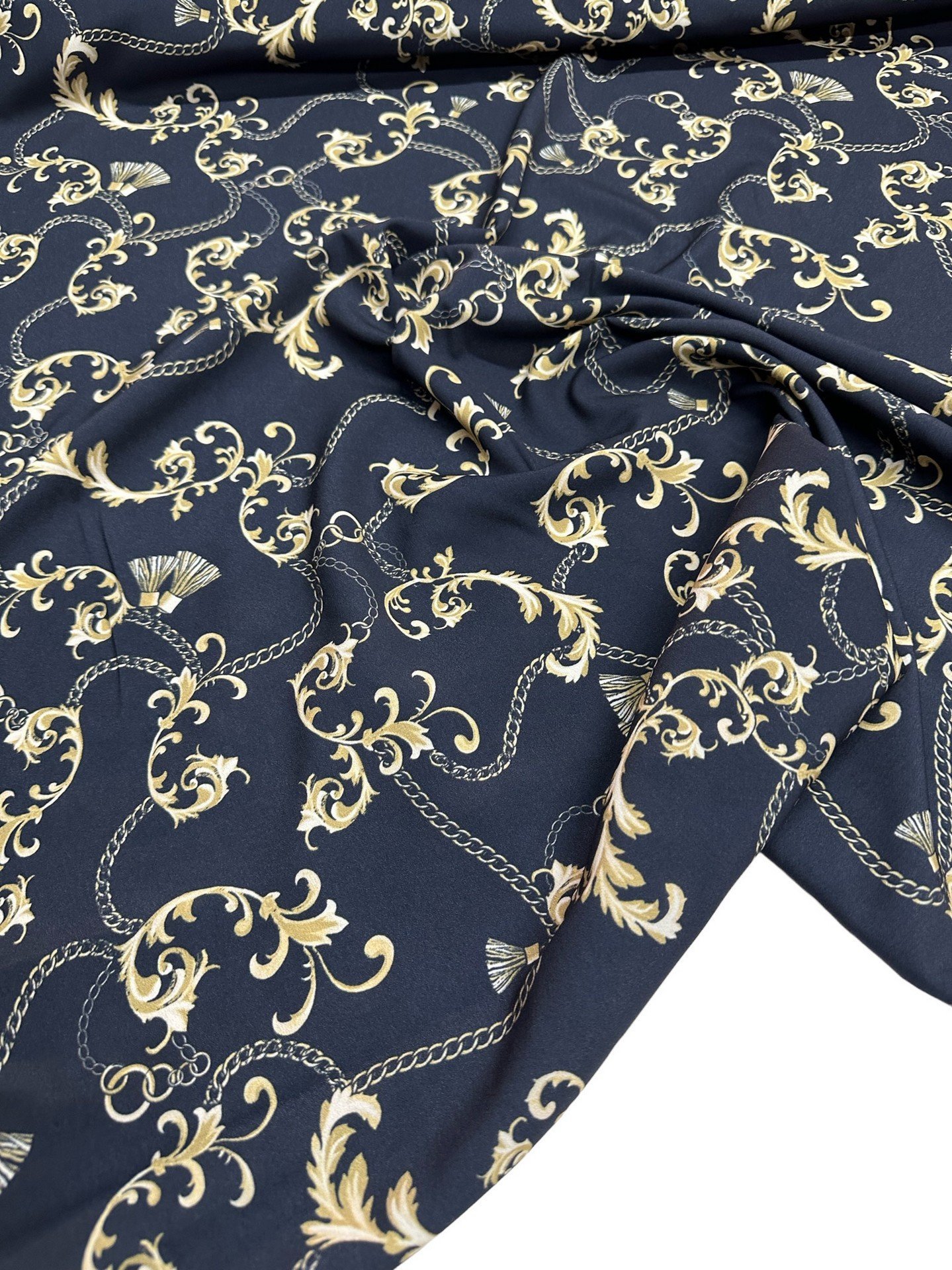 Siyah Zincir Desen Elbiselik Gömleklik Krep Kumaş