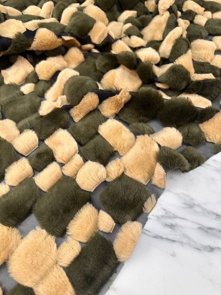 Kesme Desen Pelüş Yelek Çocuk Elbise