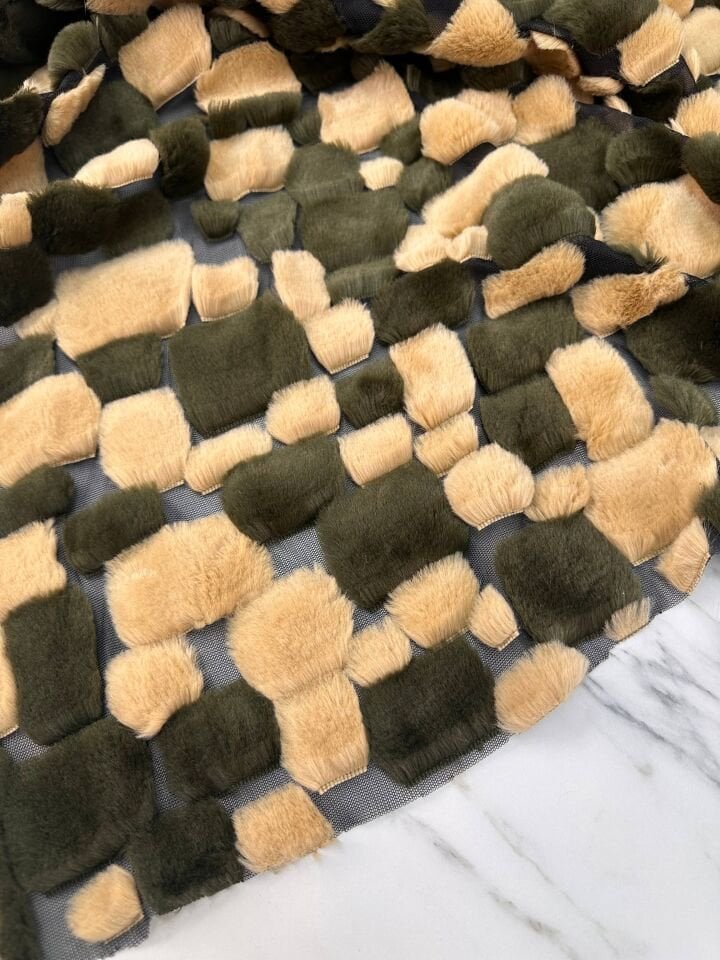 Kesme Desen Pelüş Yelek Çocuk Elbise