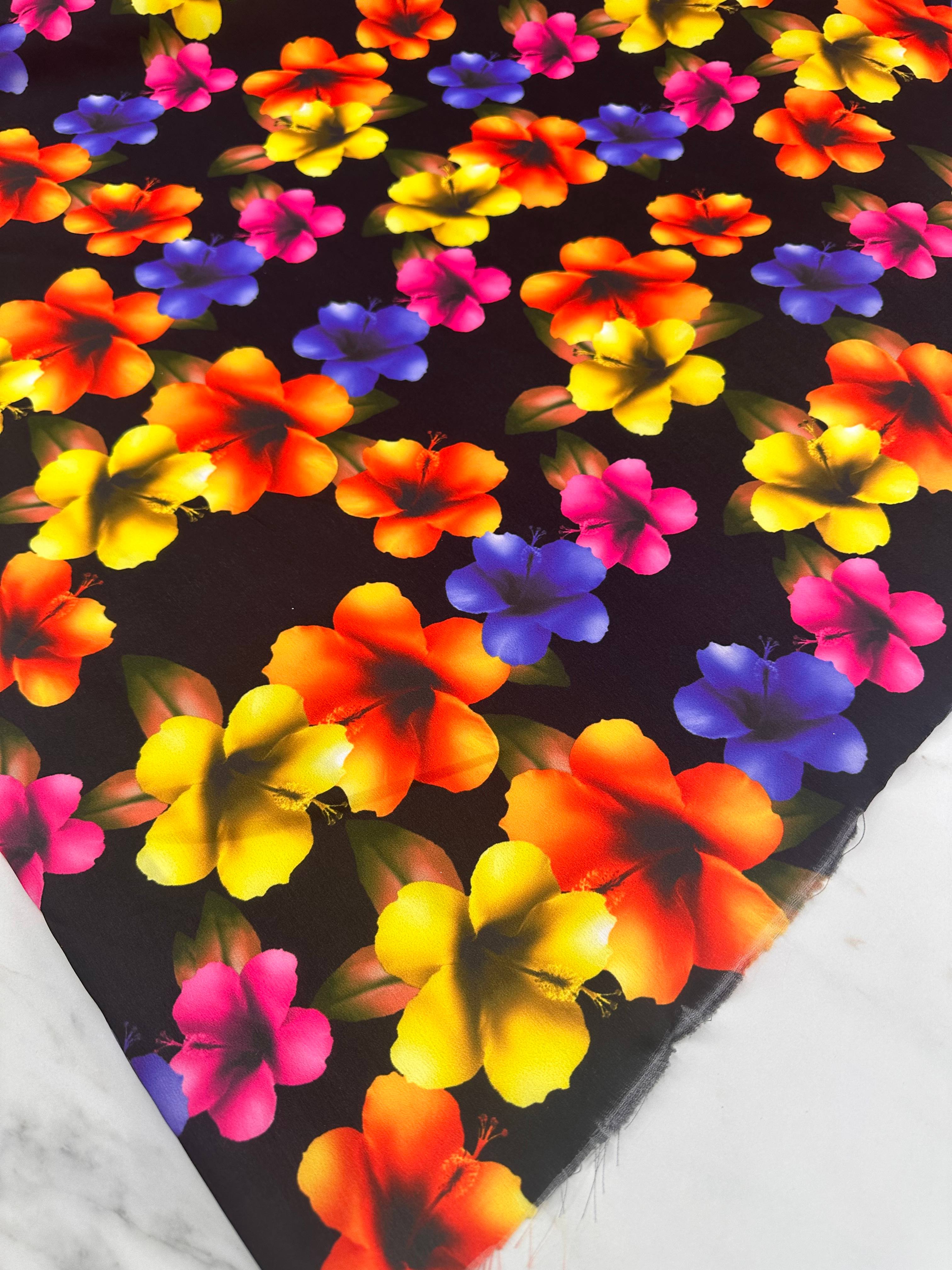 Mersin Gülü Desen  İpek Saten Kumaş Elbise Etek Şalvar Gömlek Tunik Abaya