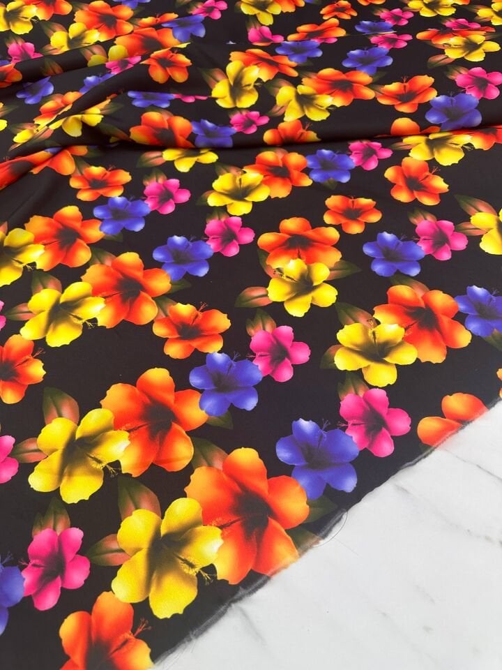 Mersin Gülü Desen  İpek Saten Kumaş Elbise Etek Şalvar Gömlek Tunik Abaya