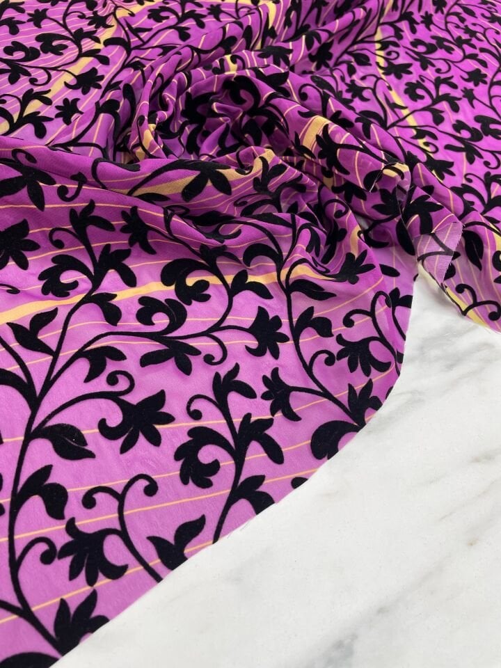 Desenli Kabartma Flok Elbiselik Abiyelik Şifon Kumaş