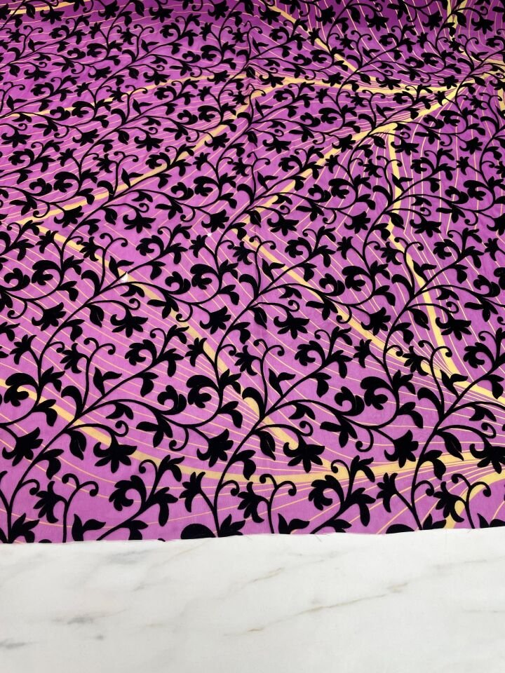 Desenli Kabartma Flok Elbiselik Abiyelik Şifon Kumaş