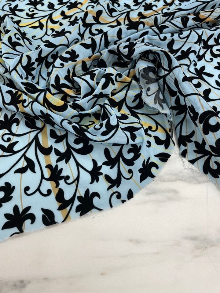 Desenli Kabartma Flok Elbiselik Abiyelik Şifon Kumaş