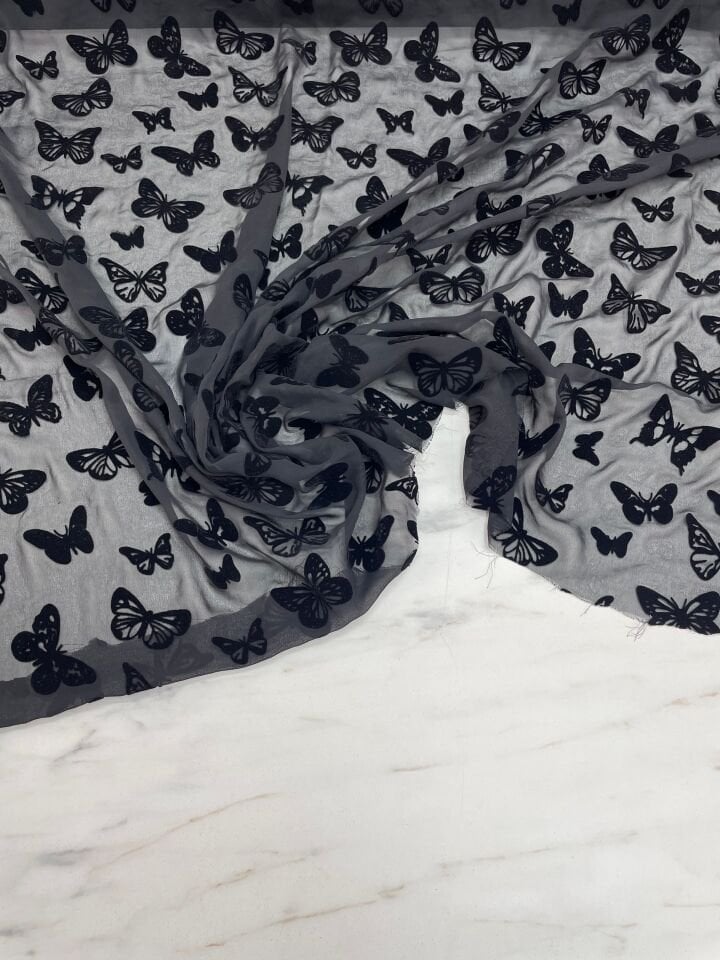 Kelebek Desenli Kabartma Flok Elbiselik Abiyelik Şifon Kumaş