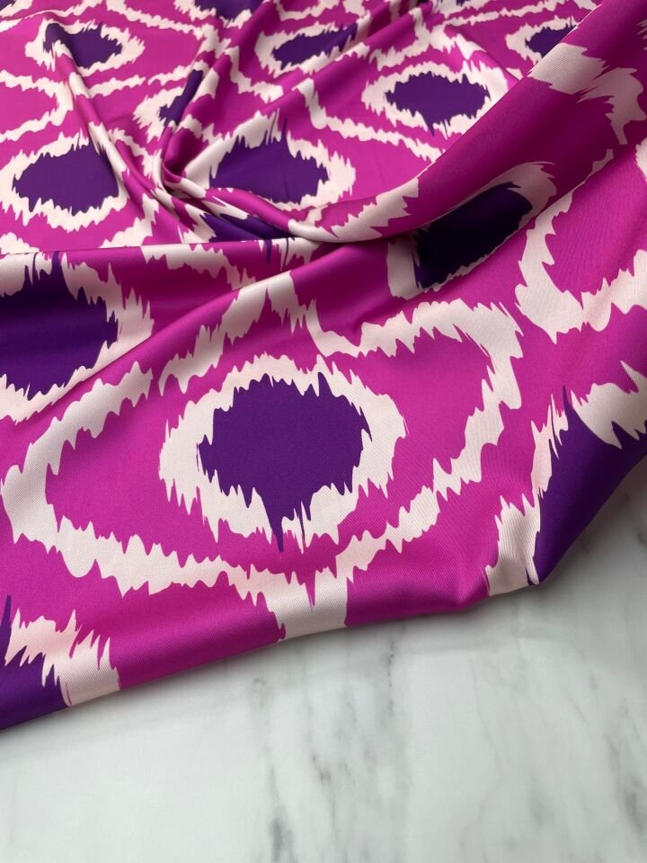Fuşya İkat Desen Elbiselik Gömleklik Tivil Saten Kumaş