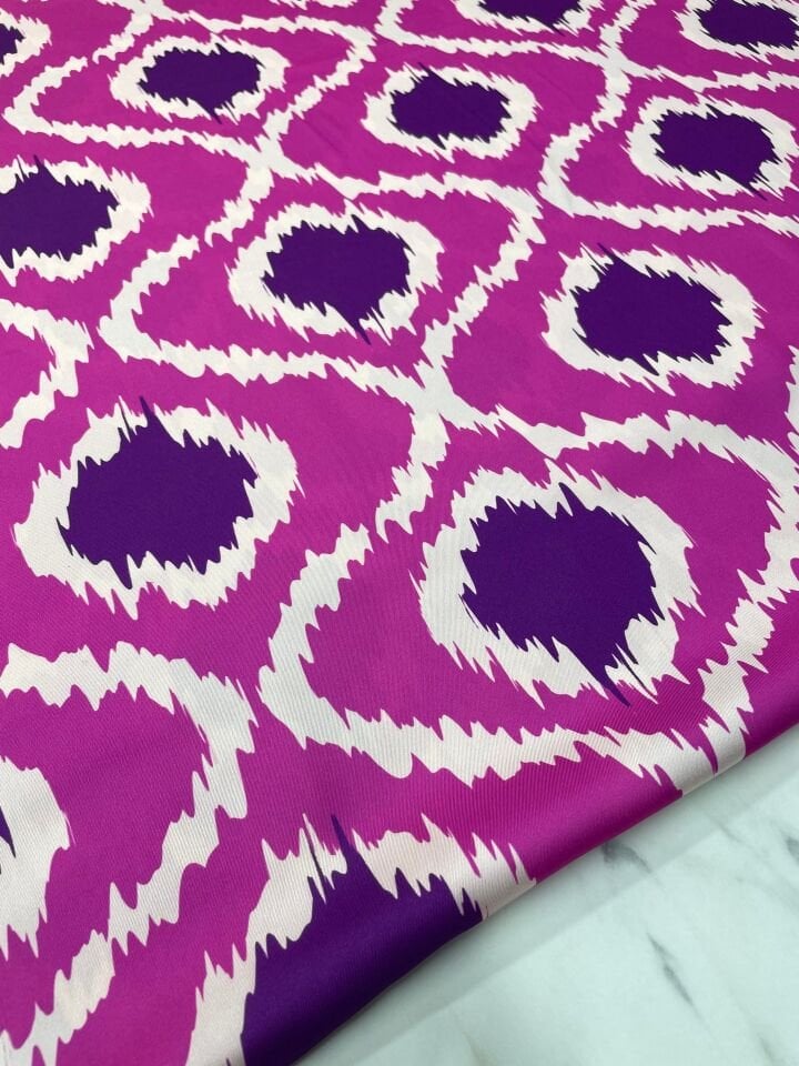 Fuşya İkat Desen Elbiselik Gömleklik Tivil Saten Kumaş