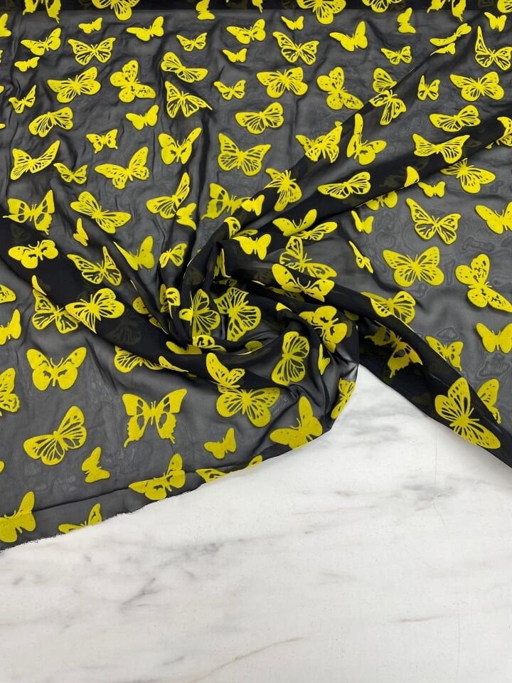 Kelebek Desenli Kabartma Flok Elbiselik Abiyelik Şifon Kumaş