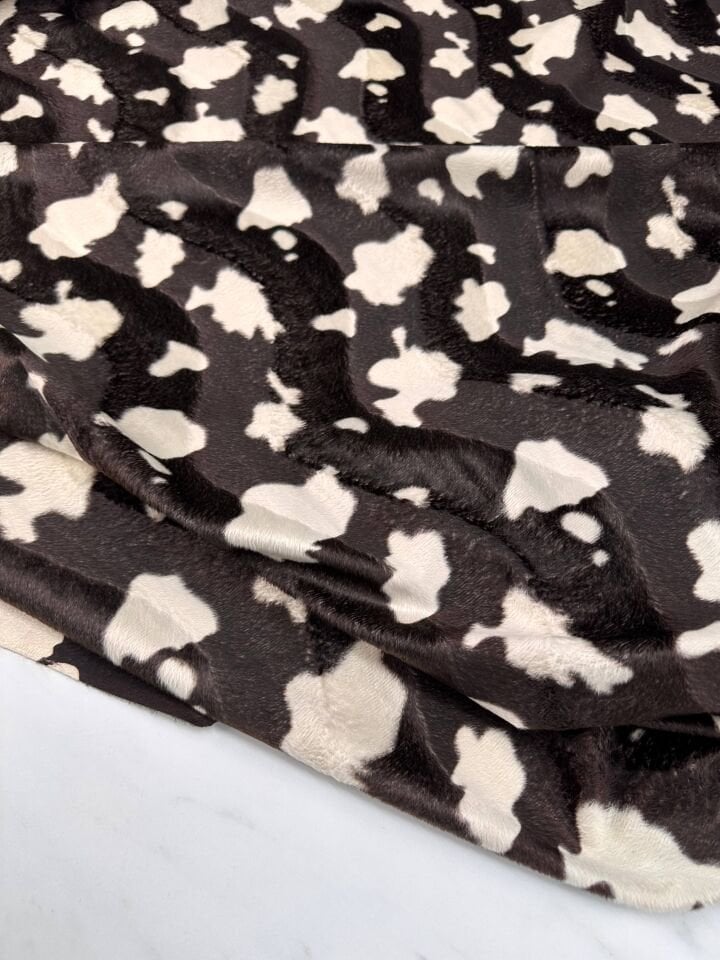 Kahfe Dalmaçyalı Kısa Pelüş