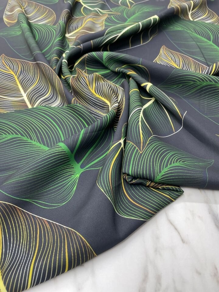 Yaprak Desen Elbiselik Gömleklik Tivil Saten Kumaş
