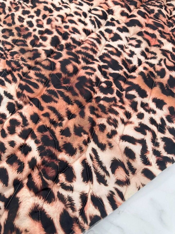 Çift Taraflı Leopar Deseb Kapıtone Mont Yelek