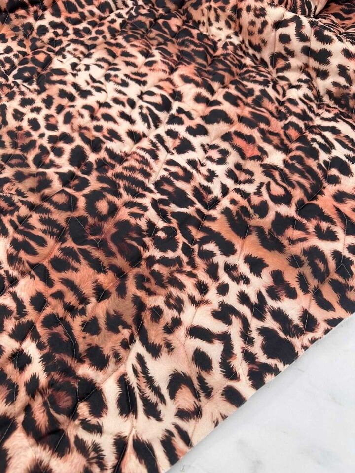 Çift Taraflı Leopar Deseb Kapıtone Mont Yelek