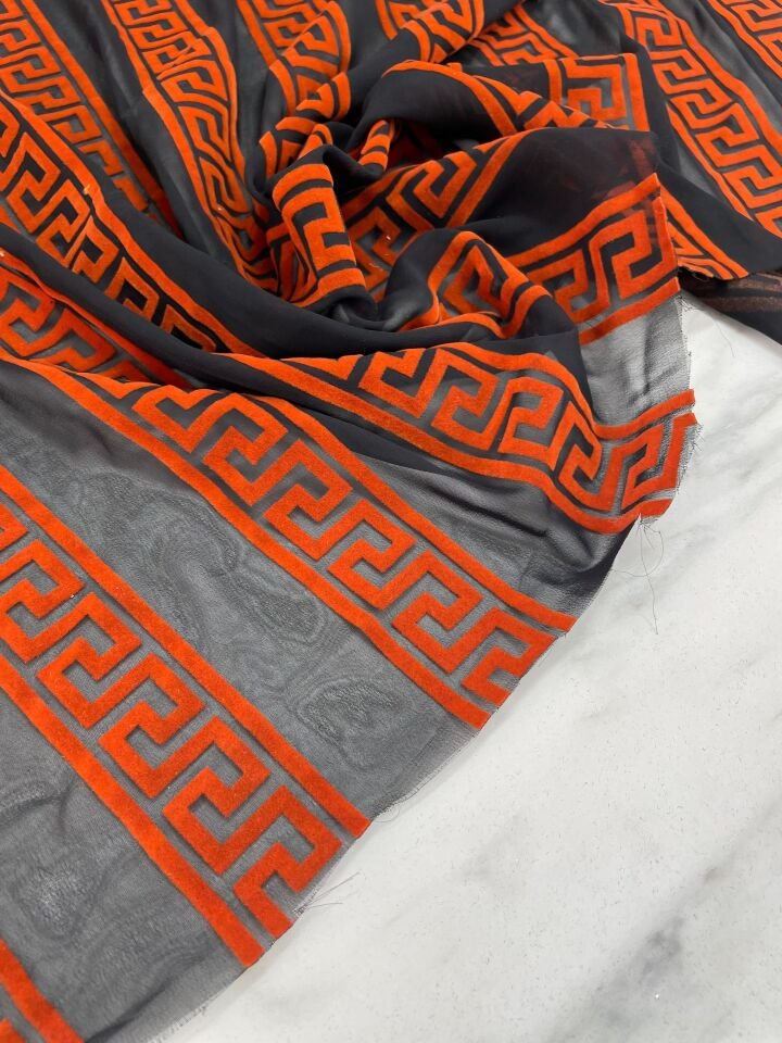 Desenli Kabartma Flok Elbiselik Abiyelik Şifon Kumaş