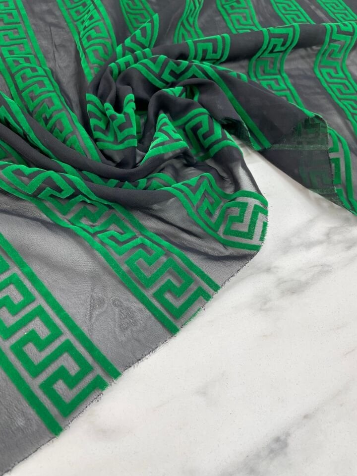 Desenli Kabartma Flok Elbiselik Abiyelik Şifon Kumaş