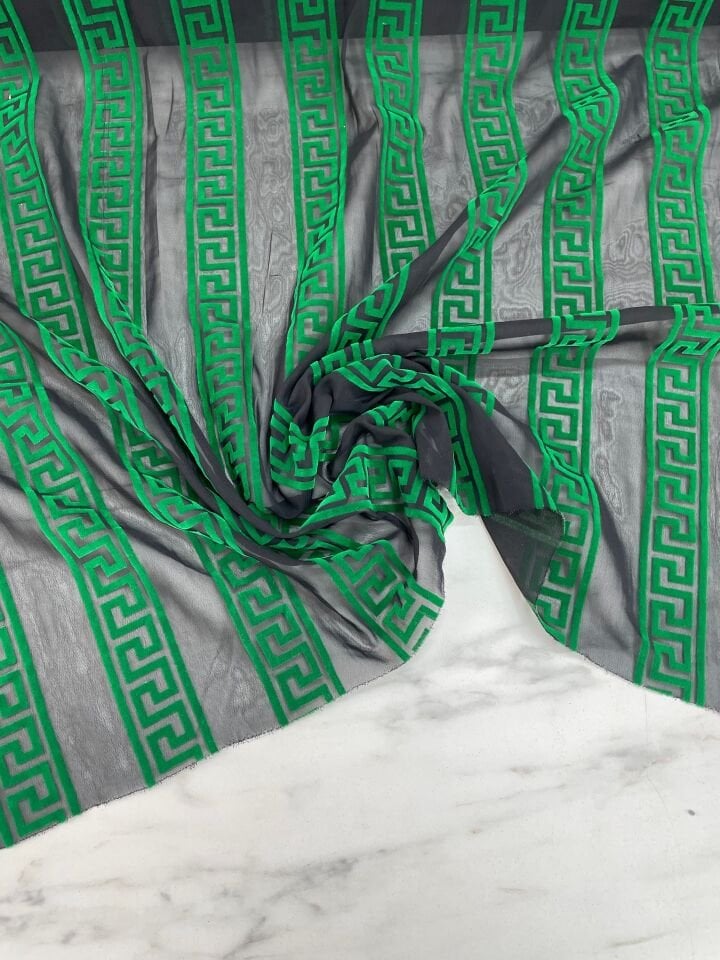 Desenli Kabartma Flok Elbiselik Abiyelik Şifon Kumaş