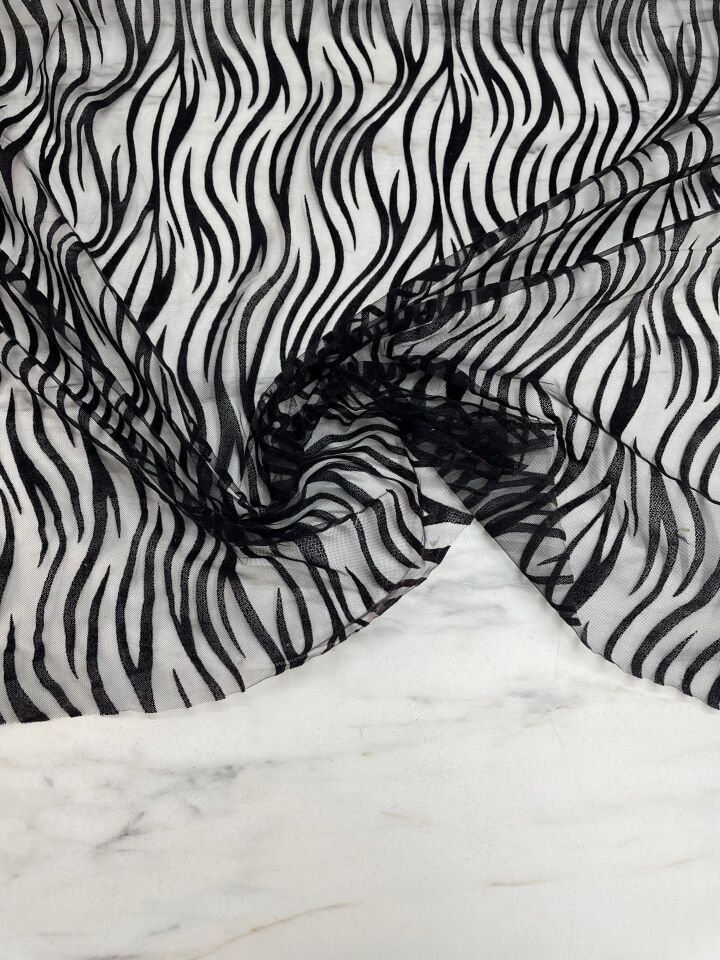 Desenli Kabartma Flok Elbiselik Abiyelik Şifon Kumaş