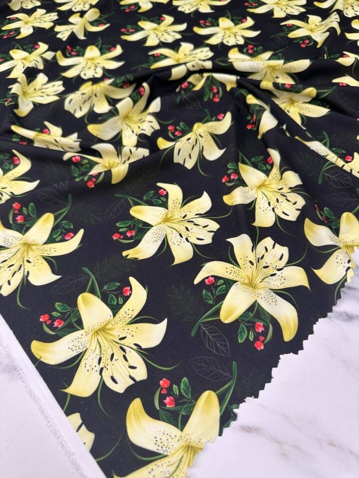 Saray Çiçegi Desen Dijital Baskı Krep Kumaş Elbise Gömlek Etek Şalvar